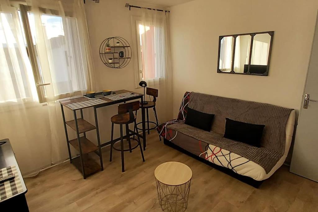 Petit Cocon Tarbais -Wifi-Parking Apartman Tarbes Kültér fotó