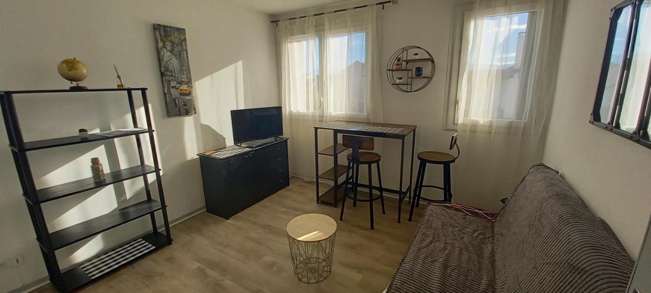 Petit Cocon Tarbais -Wifi-Parking Apartman Tarbes Kültér fotó